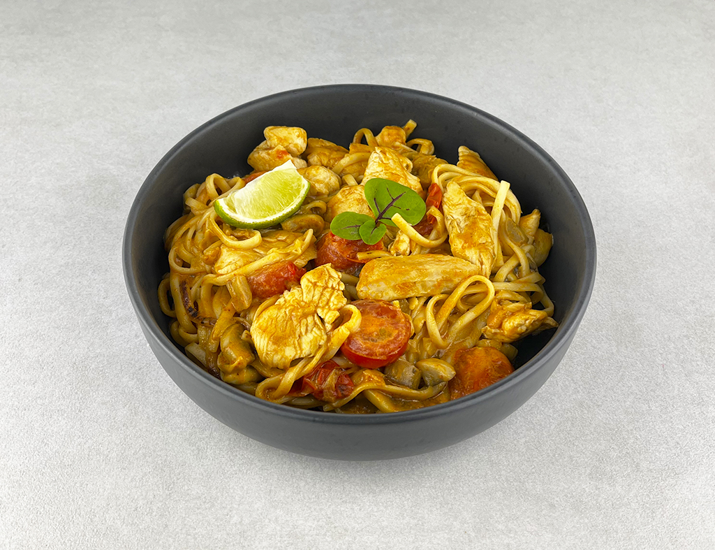 Локшина том ям з куркою