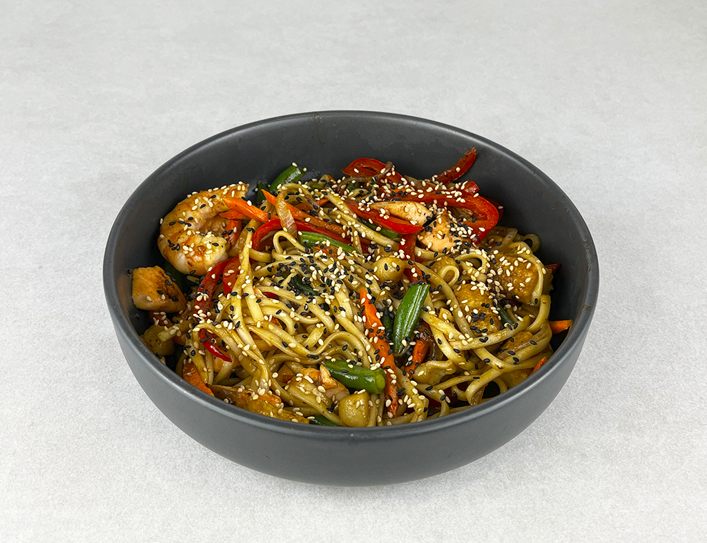 Локшина удон з морепродуктами